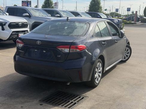 Used 2023 Toyota Corolla LE image 5