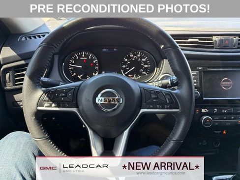 Used 2020 Nissan Rogue SV AWD/4WD image 20