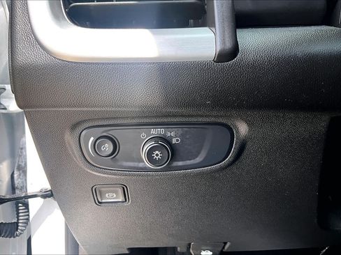 Used 2024 GMC Terrain SLE w/ Driver Convenience Package FWD image 36