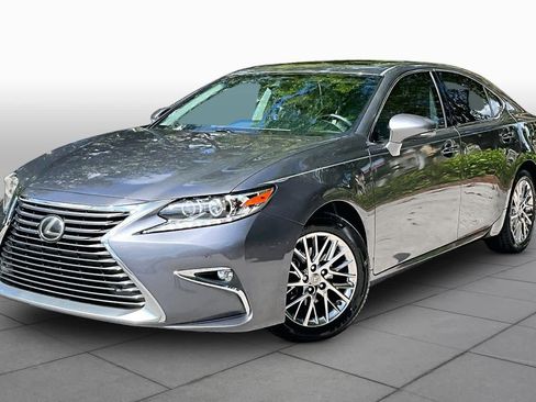 Used 2017 Lexus ES 350 w/ Luxury Package FWD image 1
