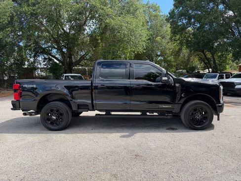 Used 2025 Ford F250 Lariat w/ Black Appearance Package AWD/4WD image 8