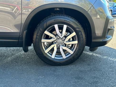 Used 2021 Honda Pilot EX image 29