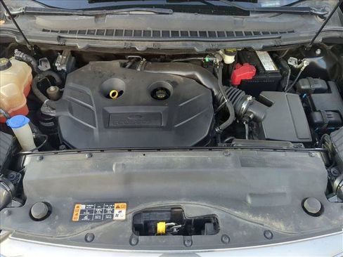 Used 2016 Ford Edge Titanium w/ Technology Package image 23