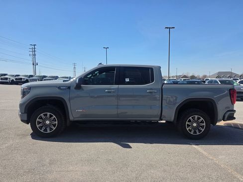 Used 2024 GMC Sierra 1500 AT4 w/ AT4 Premium Package image 4