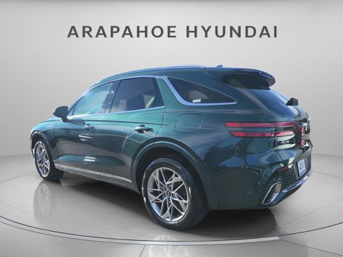 Used 2022 Genesis GV70 2.5T w/ Select Package image 5