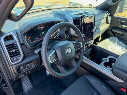 New 2026 RAM 1500 Big Horn AWD/4WD image 13