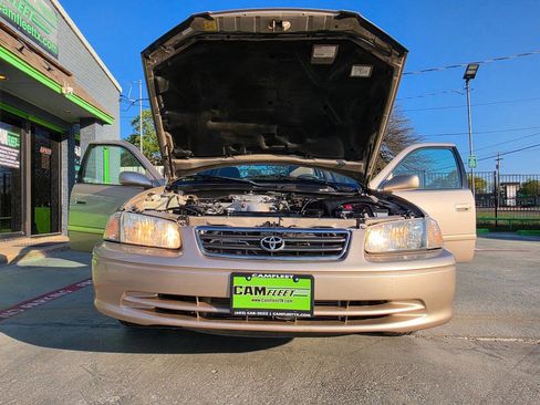 Used 2001 Toyota Camry CE image 57