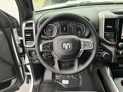 New 2026 RAM 1500 Big Horn w/ Night Edition AWD/4WD image 32
