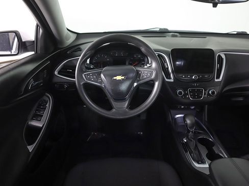 Used 2024 Chevrolet Malibu LT image 31