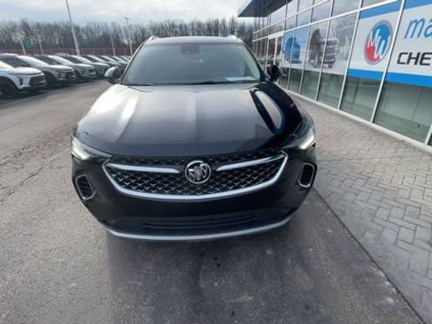 Used 2022 Buick Envision Avenir w/ Technology Package II image 3