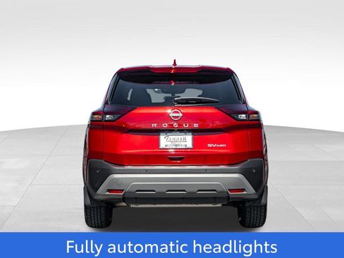 Used 2023 Nissan Rogue SV image 6