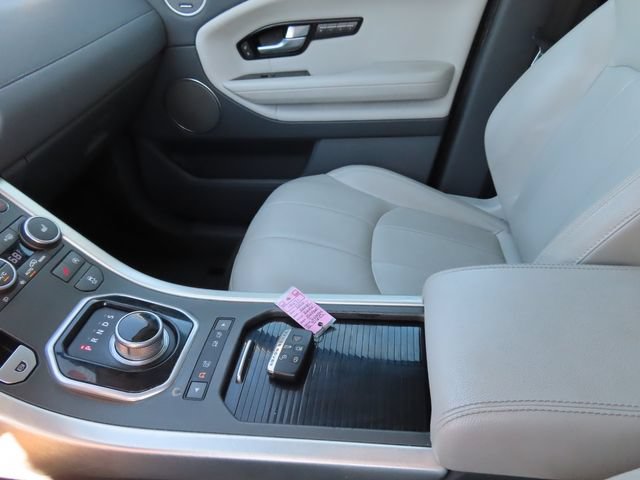 Used 2016 Land Rover Range Rover Evoque SE AWD/4WD image 20