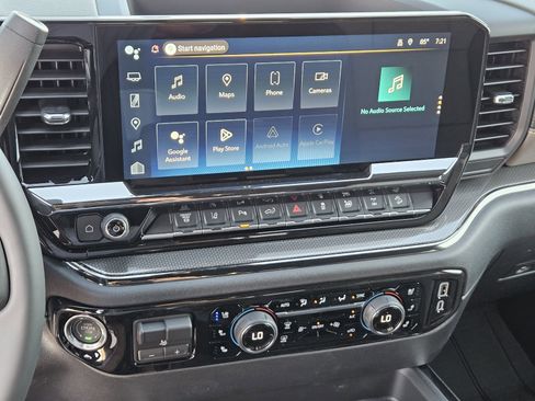 New 2026 Chevrolet Silverado 2500 ZR2 AWD/4WD image 19
