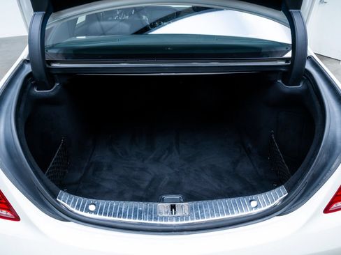 Used 2015 Mercedes-Benz S 550 Sedan image 8
