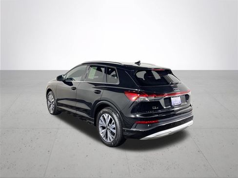 Used 2023 Audi Q4 e-tron Premium Plus w/ Premium Plus RWD image 8