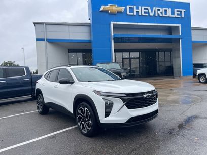 Used 2024 Chevrolet Trax RS w/ Sunroof Package