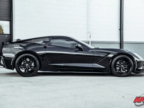 Used 2016 Chevrolet Corvette Stingray Coupe RWD image 15