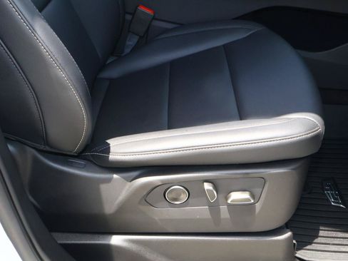 Used 2026 Cadillac Escalade ESV 2WD w/ LPO, Floor Liner Package image 24