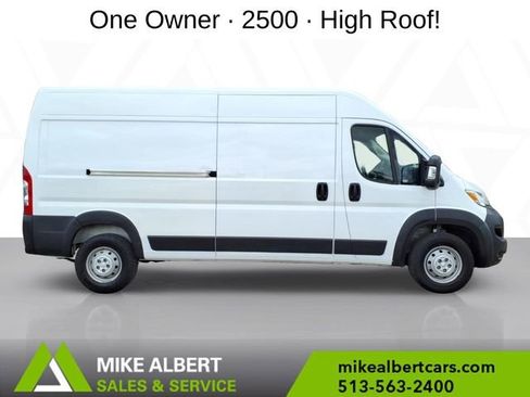 Used 2023 RAM ProMaster 2500 FWD image 8