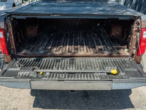 Used 2012 Ford F250 Lariat w/ Lariat Ultimate Pkg AWD/4WD image 10