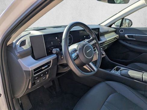 Used 2025 Hyundai Sonata Limited image 10