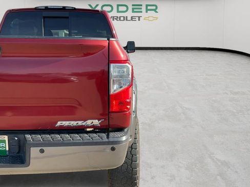Used 2017 Nissan Titan PRO-4X w/ Pro-4x Convenience Package AWD/4WD image 51