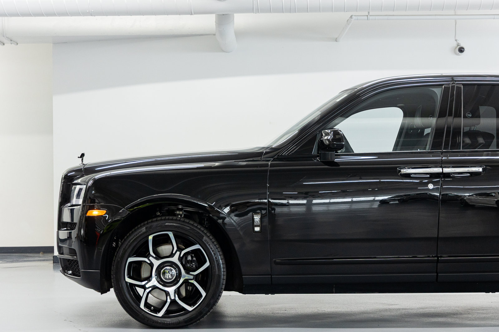 Certified 2024 Rolls-Royce Cullinan Black Badge w/ Driver's Package AWD/4WD image 15