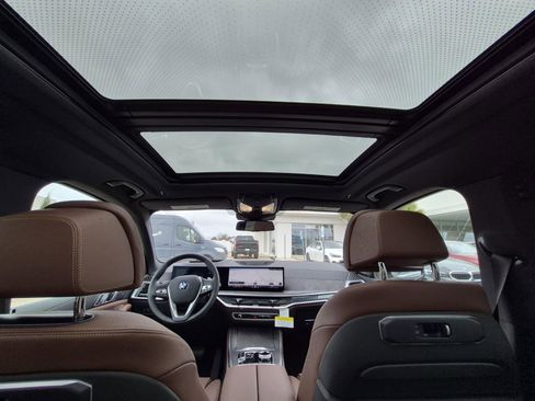 New 2026 BMW X5 xDrive50e w/ Executive Package image 39