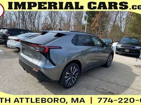 New 2026 Subaru Solterra image 10