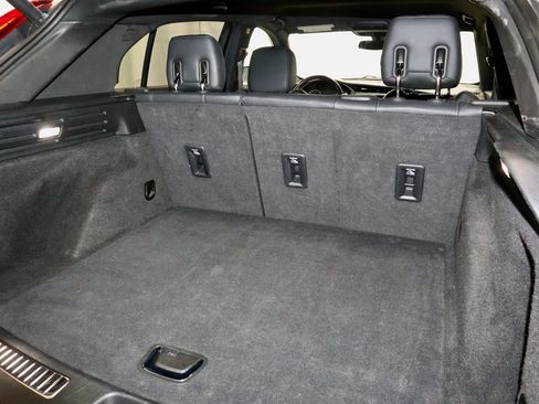 Used 2023 Cadillac XT4 Premium Luxury image 12