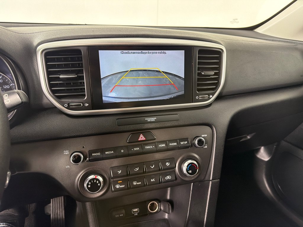 Used 2022 Kia Sportage LX FWD image 16