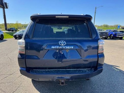 Used 2018 Toyota 4Runner SR5 Premium AWD/4WD image 15