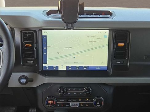 Used 2023 Ford Bronco Badlands AWD/4WD image 17