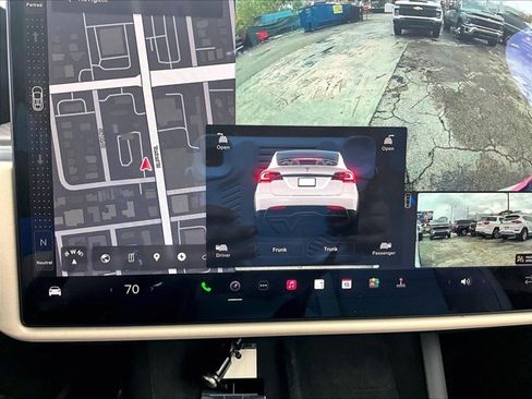 Used 2023 Tesla Model X Plaid image 21