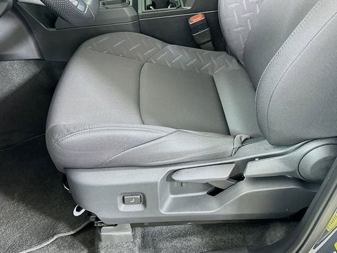 Used 2025 Toyota Tacoma SR image 20