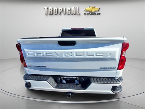 New 2026 Chevrolet Silverado 1500 Custom image 4