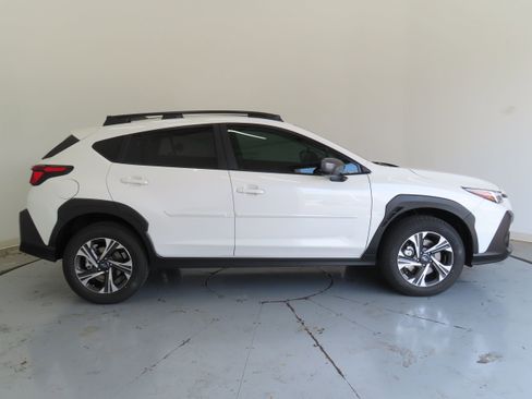 New 2026 Subaru Crosstrek 2.0i Premium image 2