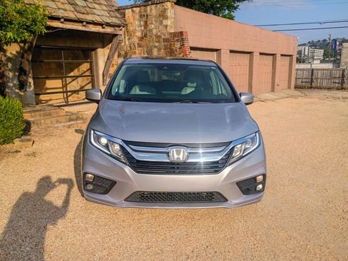 Used 2018 Honda Odyssey EX-L image 4
