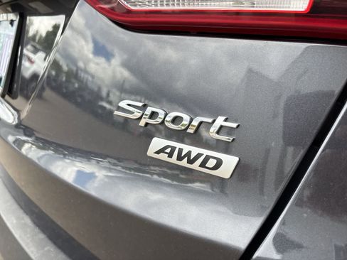 Used 2017 Hyundai Santa Fe Sport AWD/4WD image 5