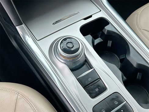 Certified 2020 Ford Explorer XLT w/ Equipment Group 202A image 22