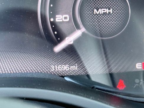 Used 2023 RAM 1500 Limited image 16