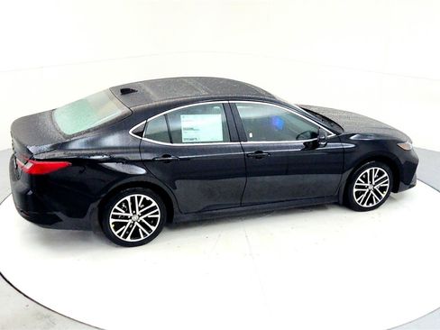 New 2026 Toyota Camry XLE image 14