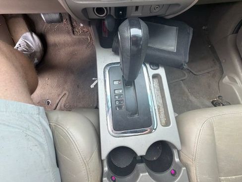 Used 2009 Ford Escape XLT FWD image 15
