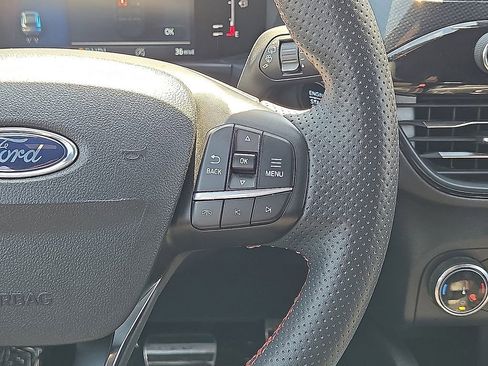 Used 2023 Ford Escape ST-Line FWD image 20
