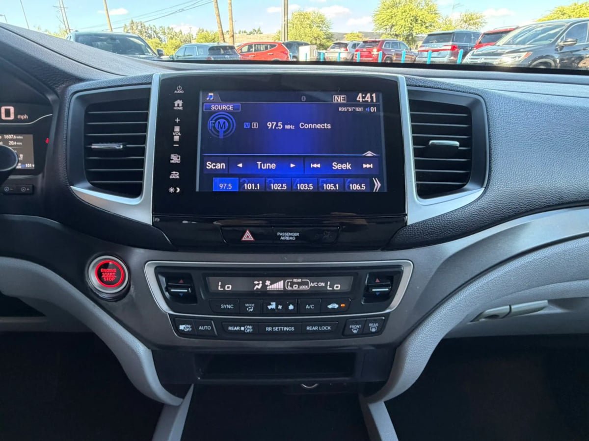 Used 2017 Honda Pilot EX image 59