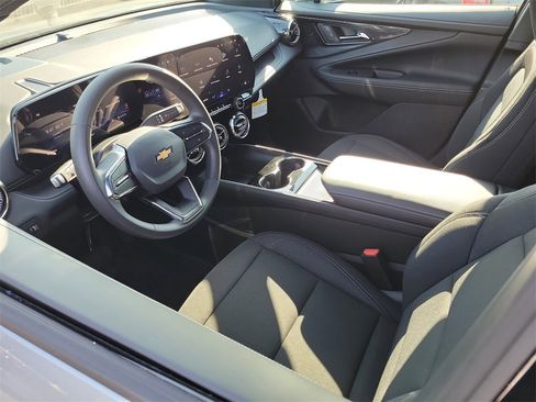 New 2026 Chevrolet Blazer EV LT image 3