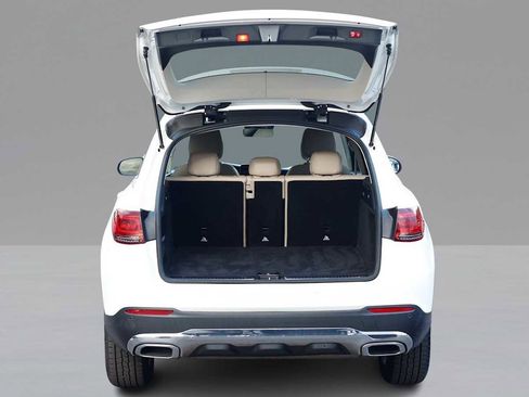 Used 2022 Mercedes-Benz GLC 300 4MATIC image 7