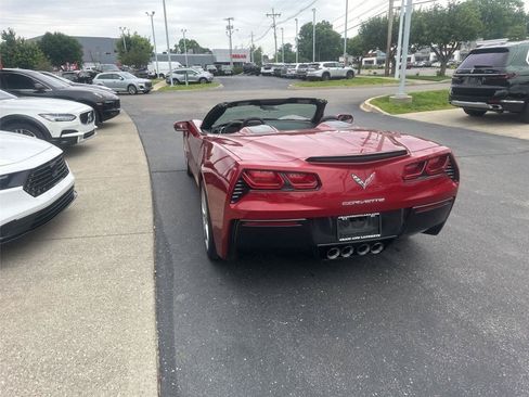 Used 2015 Chevrolet Corvette Stingray Convertible RWD image 5