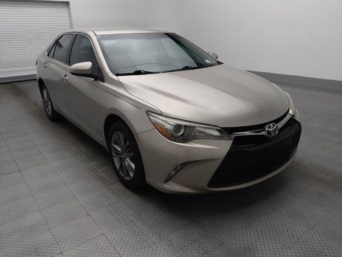 Used 2017 Toyota Camry SE image 13