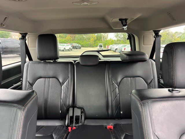 Used 2019 Ford Expedition Max Platinum AWD/4WD image 19